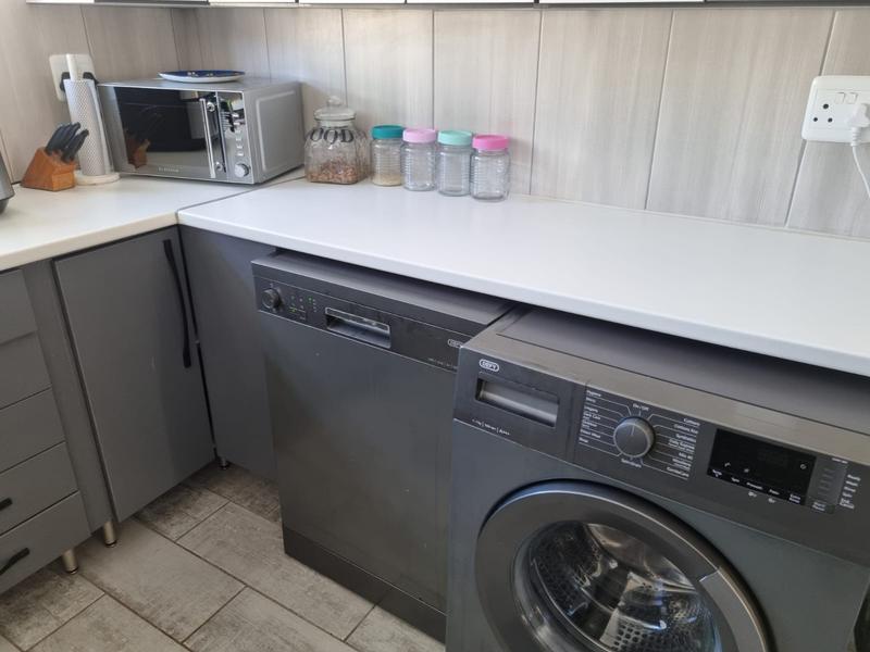 3 Bedroom Property for Sale in Dana Bay Western Cape